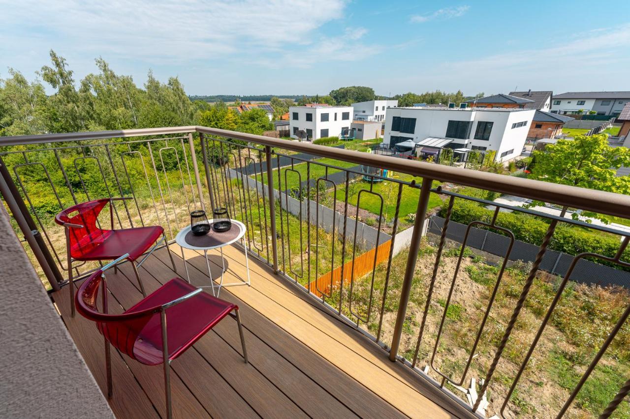 Laskara Garden Apartment By Prague Forest Nové Jirny Εξωτερικό φωτογραφία